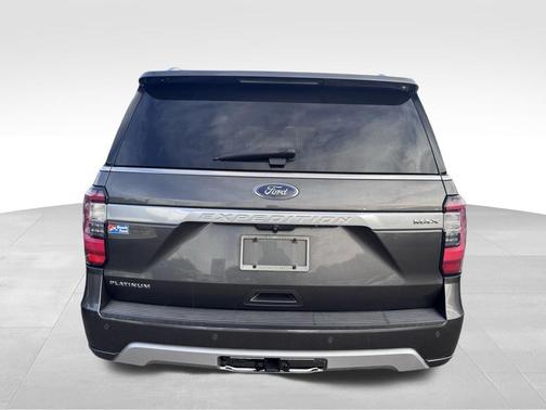 Magnetic 2018 Ford Expedition Max Platinum