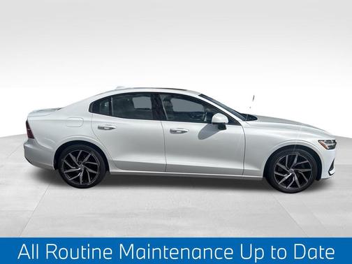 2020 Volvo S60 T5 Momentum