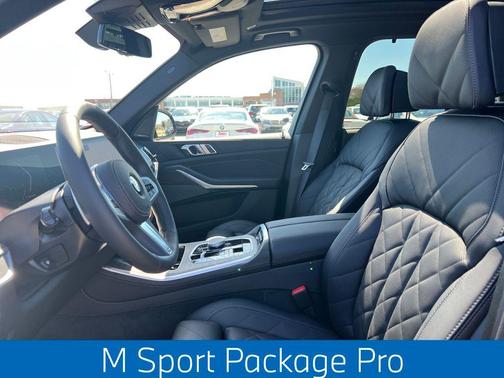 Black Sapphire Metallic 2026 BMW X5 xDrive40i