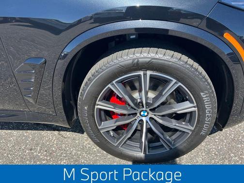 Black Sapphire Metallic 2026 BMW X5 xDrive40i