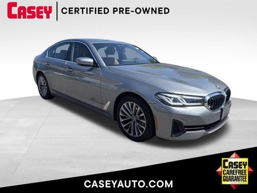 Gray 2023 BMW 530 i xDrive