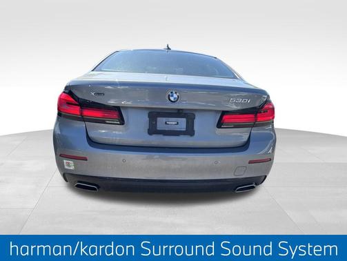 Gray 2023 BMW 530 i xDrive