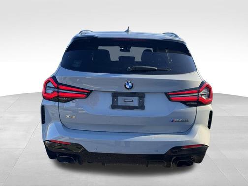 2023 BMW X3 M40i