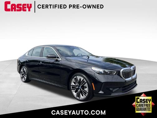 Black Sapphire Metallic 2025 BMW i5 eDrive40