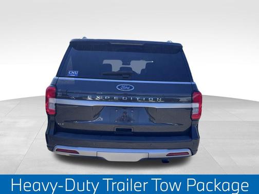 Dark Matter Metallic 2022 Ford Expedition XLT