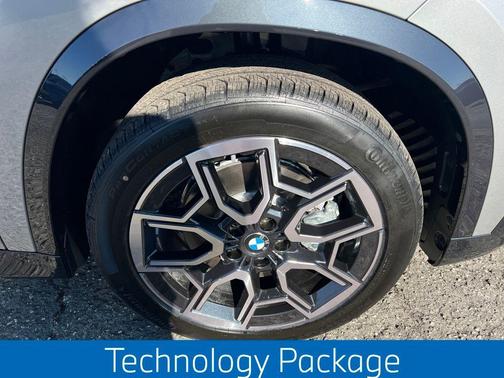 Space Silver Metallic 2026 BMW X1 xDrive28i