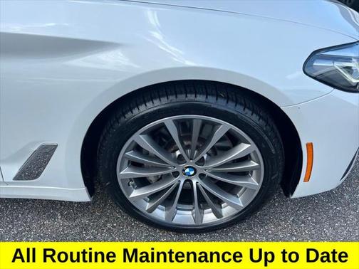 2022 BMW 530 i