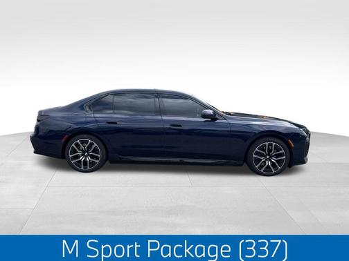 Blue 2023 BMW i7 xDrive60