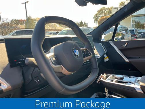 2026 BMW iX xDrive60