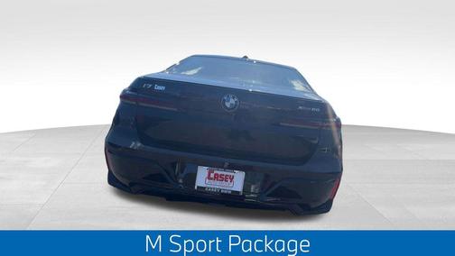 Black Sapphire Metallic 2025 BMW i7 xDrive60