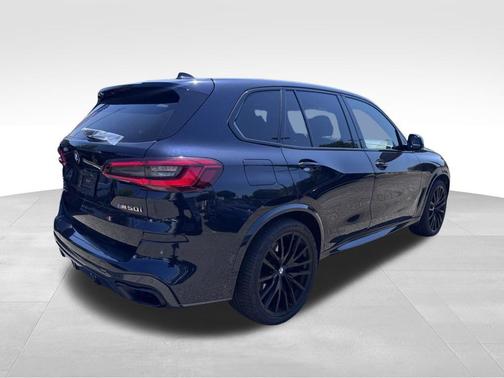 Carbon Black Metallic 2020 BMW X5 M50i