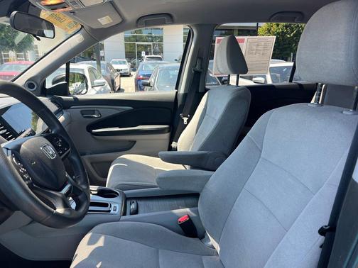 Modern Steel Metallic 2020 Honda Pilot 2WD EX