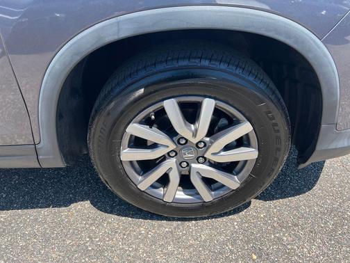 Modern Steel Metallic 2020 Honda Pilot 2WD EX