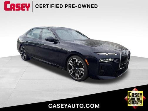 Carbon Black Metallic 2025 BMW 750e i xDrive