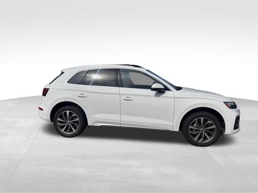 Ibis White 2021 Audi Q5 45 Premium Plus