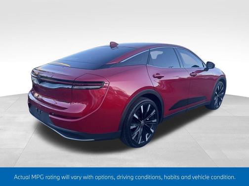 2023 Toyota Crown Platinum