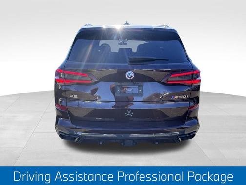 2022 BMW X5 M50i