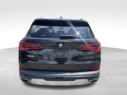 Black Sapphire Metallic 2020 BMW X5 xDrive40i