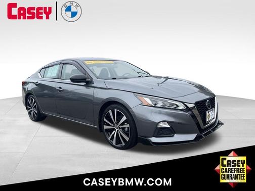2022 Nissan Altima SR FWD