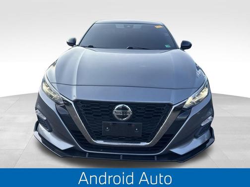 2022 Nissan Altima SR FWD
