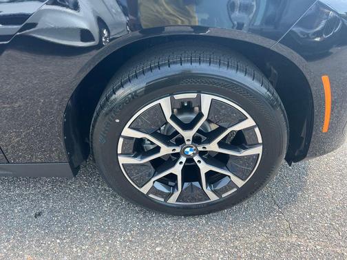 Black Sapphire Metallic 2026 BMW X3 30 xDrive