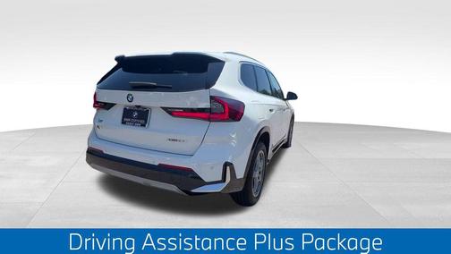 Alpine White 2025 BMW X1 xDrive28i