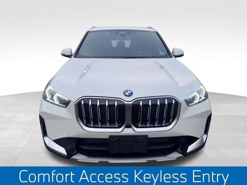 Alpine White 2025 BMW X1 xDrive28i