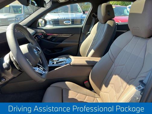 2026 BMW 550e xDrive