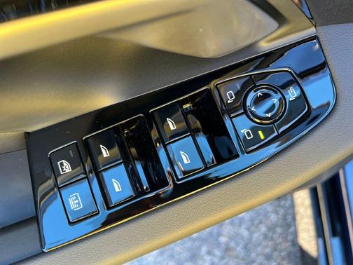 2026 BMW 550e xDrive