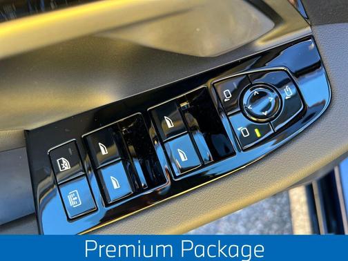 2026 BMW 550e xDrive