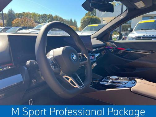 2026 BMW 550e xDrive