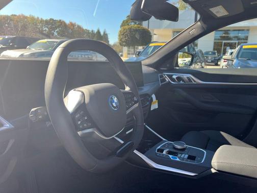 2025 BMW i4 Gran Coupe xDrive40