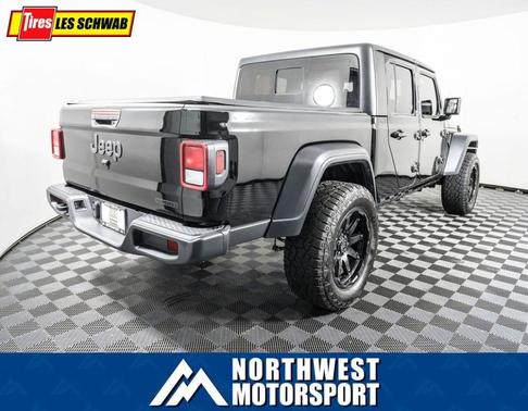 Photo 5 of 26 of 2020 Jeep Gladiator Sport