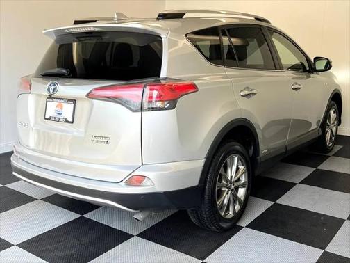 2016 Toyota RAV4 Hybrid SE