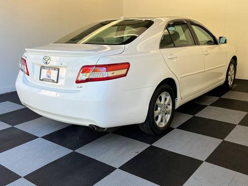 2010 Toyota Camry LE