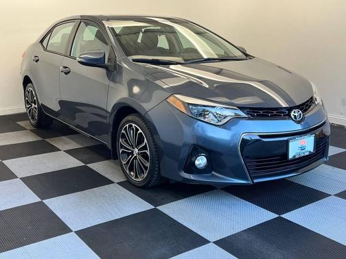 2015 Toyota Corolla S Plus