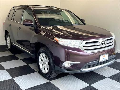 2013 Toyota Highlander SE