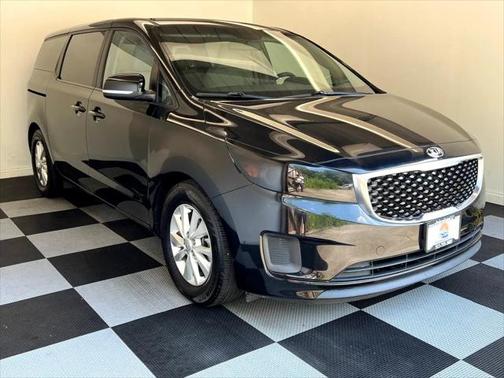2017 Kia Sedona LX