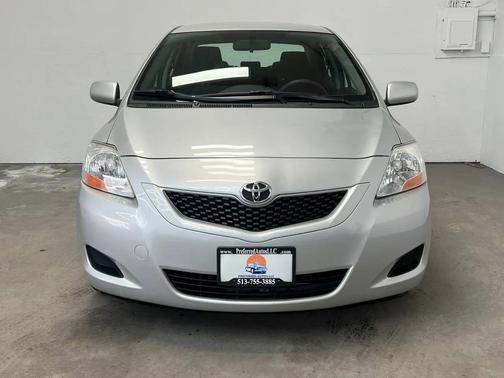 2010 Toyota Yaris Base