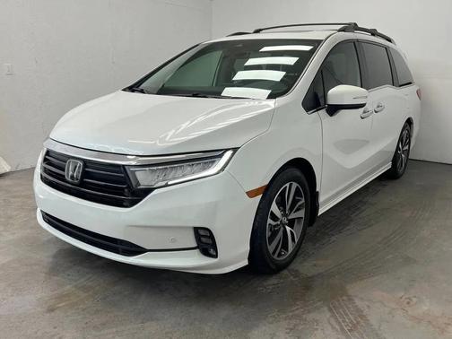 2022 Honda Odyssey Touring Auto