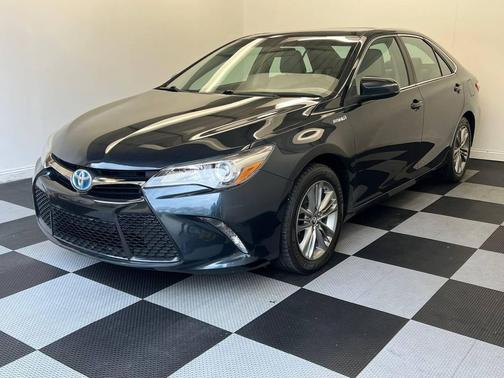 2015 Toyota Camry Hybrid SE