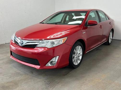 2012 Toyota Camry Hybrid XLE