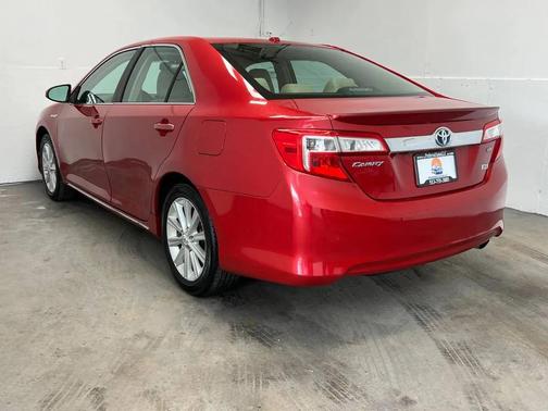 2012 Toyota Camry Hybrid XLE