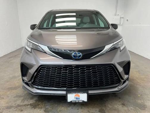 GRAY 2021 Toyota Sienna XSE 7 Passenger