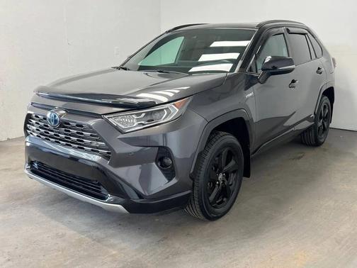 2021 Toyota RAV4 Hybrid SE