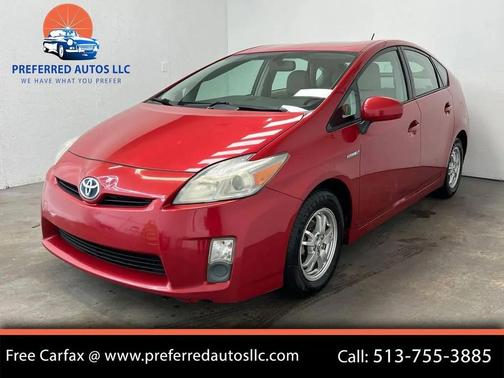 RED 2010 Toyota Prius II