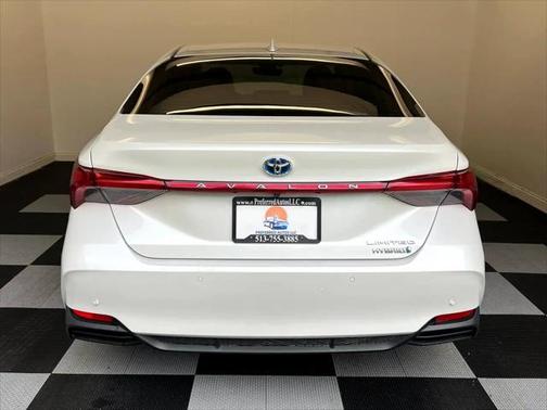 2020 Toyota Avalon Hybrid Limited