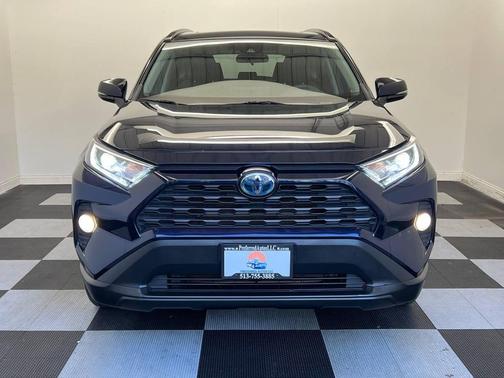 2019 Toyota RAV4 Hybrid XLE