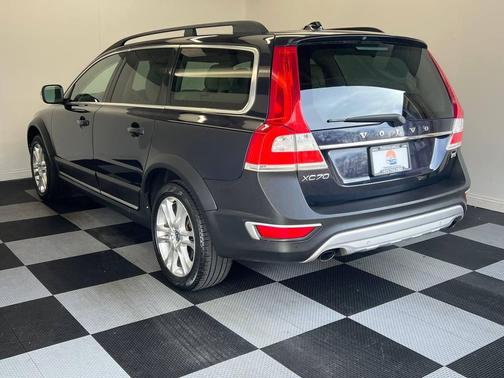 2016 Volvo XC70 T5 Drive-E Premier