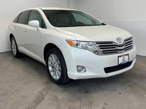 2010 Toyota Venza Base